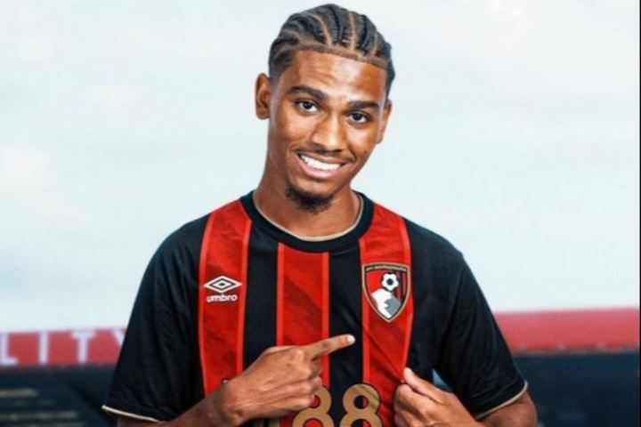 Here we go!罗马诺:药厂前锋阿德利加盟伯恩茅斯,转会费2900万