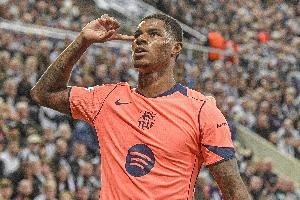 连续3场助攻生涯首次!费迪南德:拉什福德看起来在巴萨重生💥