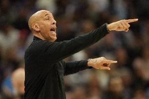 国王主教练:我们本该4胜0负的 但还没准备好