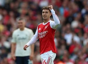  记者：苏维门迪今天照常参加阿森纳训练，约克雷斯没有参与