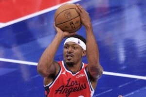  Scotto：比尔需要6-9个月才能完全康复 他手握26-27赛季球员选项