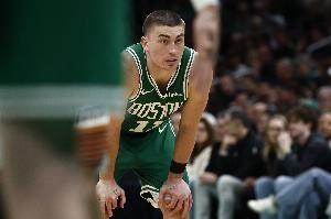  今天拿下24分！普理查德谈找回状态：别让低谷击垮你 要从中成长