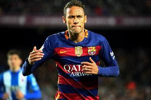  拉菲尼亚评巴萨最强巴西人：内马尔居首，小罗次席里瓦尔多第三