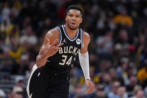  维拉纽瓦谈东部前5球员：字母哥、布伦森、CC、米切尔、马克西