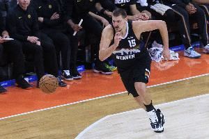  55分干累了还是避华子锋芒？明日掘金VS森林狼 约基奇出战成疑