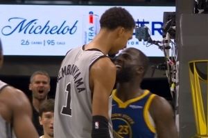  算互爆？文班防追梦后者17中3&三分8中0 角色互换文班21中8&6失误