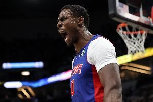  别跑！活塞豪取联盟最长的10连胜 战绩仅差雷霆1场